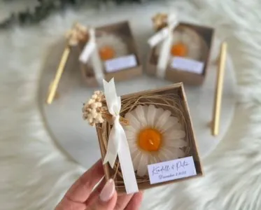 شموع معطره بجميع الالوان