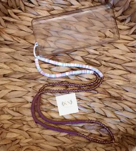 تعليقة هاتف طويلة